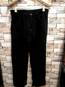 Black Straight-fit Jeans