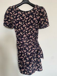Floral wrap dress 🦋
