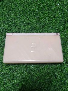 Pink Nintendo DS Lite