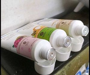 Mamaearth Vitamin C Multani Mitti &amp; Rice Face Wash