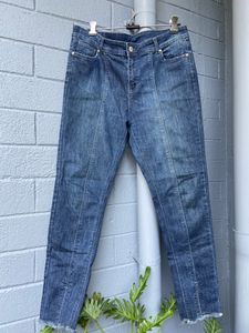 Jean