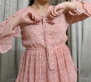 Floral Print Pleated Top