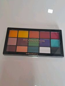 Eyeshadow Pallate By Makeup Revolution