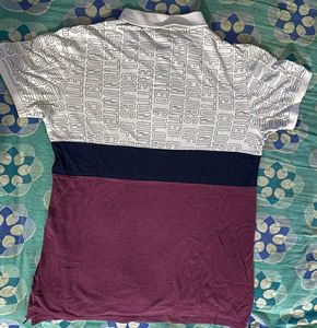 United Colors Of Benetton Tshirt