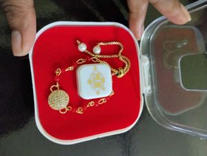 Stylish Bracelet 🎀