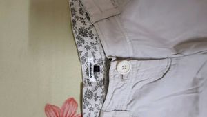 Chic White Cuffed Shorts Never Used