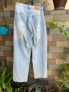 Ripped Light Wash Baggy Jeans