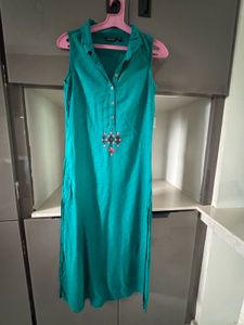 Karigari Green Top