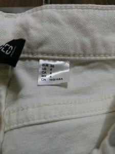 H&amp;M off White Flared Jeans