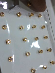 Side Kammal 2nd Studds Baby Earrings