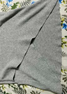 Gray Knit Long Sleeve Top