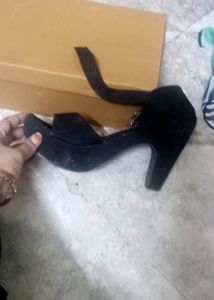 Black Heel