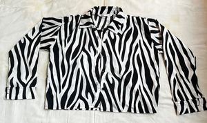 ZARA shirt🖤🤍