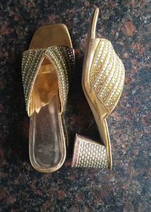 ✨ Golden Shine Party Heels ✨