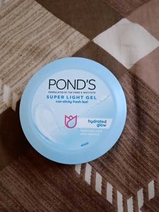 This is Ponds Super Light Gel