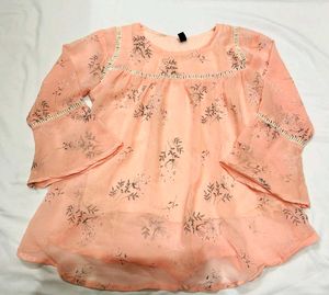 🇳🇿💫♥️ New Peach Floral Top Bell Sleeves