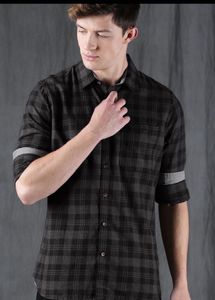 WROGN Men Black & Grey Slim Fit CheckedCasual Shi