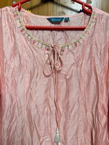 Peach Embroidered Kurta | freebie