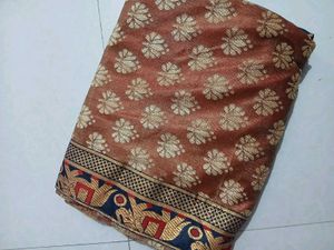 Elegant Brown &amp; Gold Sari