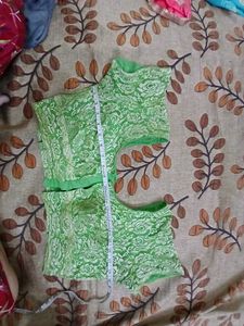 GREEN NET BOUTIQUE BLOUSE