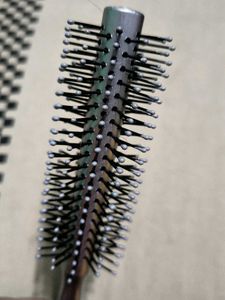New Vega Hair Brush