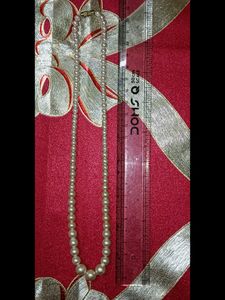 SALE🔥 Stylish White Pearl Trendy Necklace