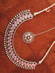 Ethnic Pink Chokar with a maang tika