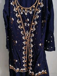 Kids Mirrorwork  Kurta Set With Pearl Work.