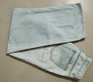 Light Wide Leg Jeans