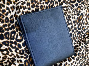 Men Black Colour Leather Wallet