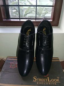 Street Look Formal Shoes