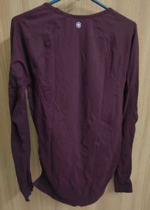 GAIAM Purple Long Sleeve tshirt
