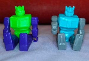 🎉 **For Sale:** **Toys - Duo Action Figure!**
