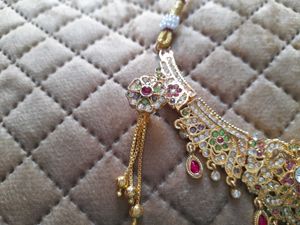 Elegant Gold-Tone Indian Necklace