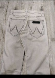 sc6880 Wrangler Bootcut Jeans size 28