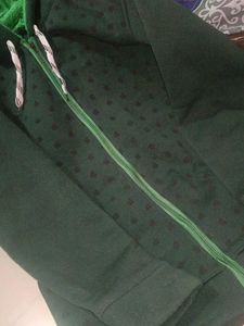 Green Printed sweater