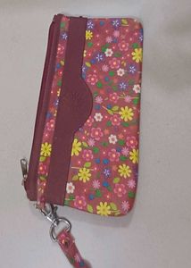 stationary pouche