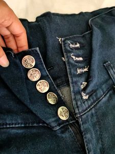 5 Botton High Waist Jean ✨