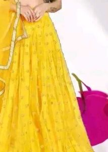 Floral Crop Top &amp; Yellow Skirt