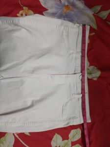 H&amp;M White Jeans Unused