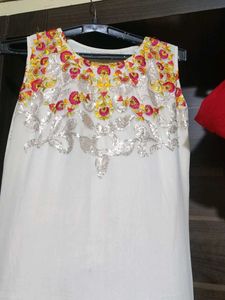 Sleeveless Kurti With Salwar