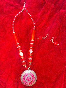 Neckpiece with Small Earrings