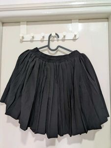 Black Pleated Sports Skort (Skirt With Shorts)