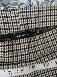 Wardrobe By Westside Houndstooth Pants - Size 32