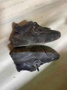 Black Sneakers