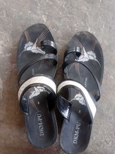 DKM-PU Sandals - Size 5
