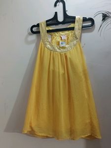 Guess Brand Top Xl Size Brand New
