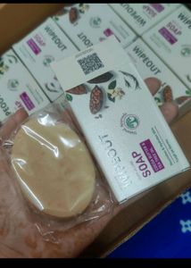 Myglaam 🧼 Hug Sale Full Box Set Of 10 Soap