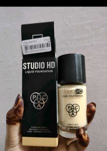 PAC STUDIO HD LIQUID FOUNDATION