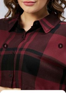 STYLISH CROP SHIRT DARK RED AND BLACK😎